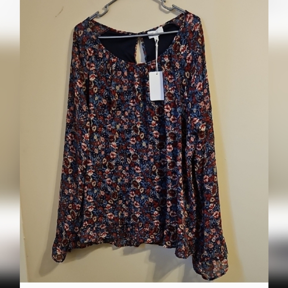 Gilli Floral Shear Sleeve Keyhole Back Tunic Blouse. NWT - Picture 8 of 8